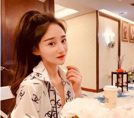 yy混不下去就来虎牙被yy起诉的沈曼表示不会忘恩负义