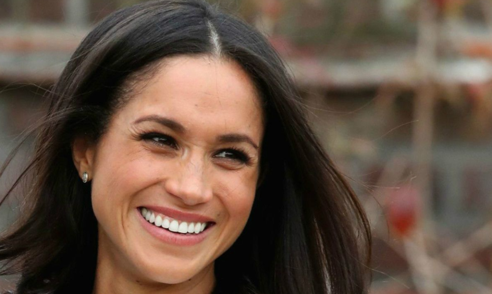 梅根父亲用她的生日数字买彩票中了75万美元送她走上王妃路