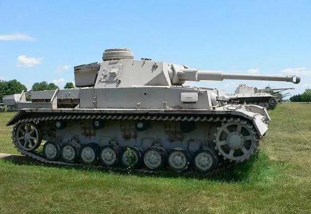 库尔斯克会战,苏军t-34打败德国虎式坦克?不存在的