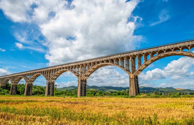 云浮长岗坡渡槽:造福万家的世界之最,叹为观止的"人工天河"!