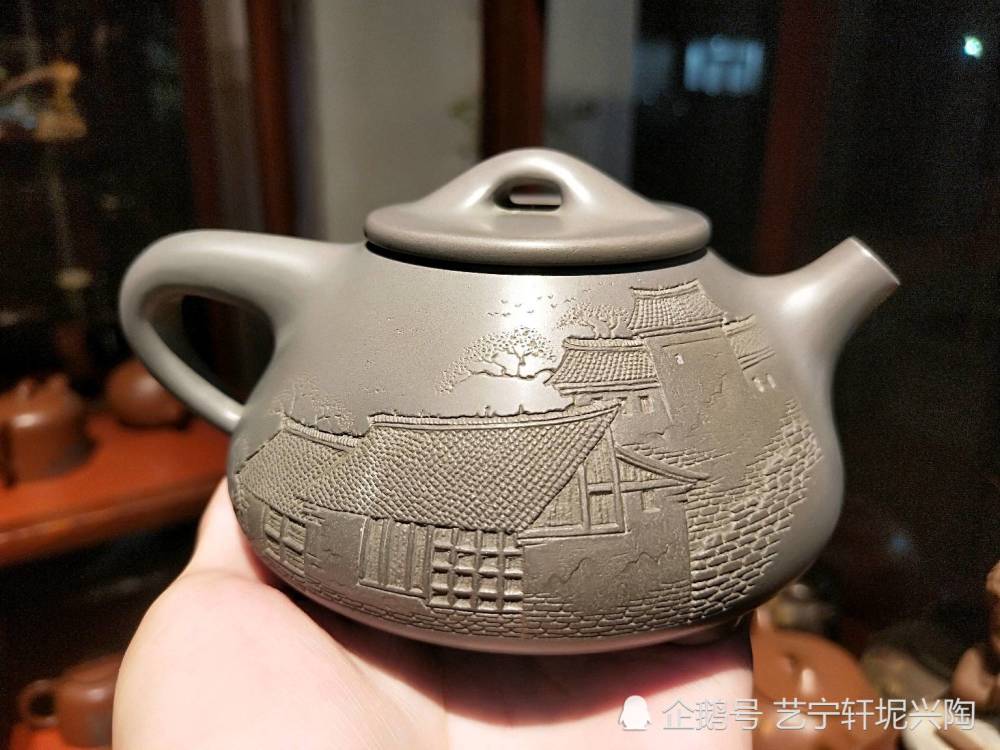 广西钦州坭兴陶,泥料细腻丰富,古色古香,您想不想拥有一款泡茶呢