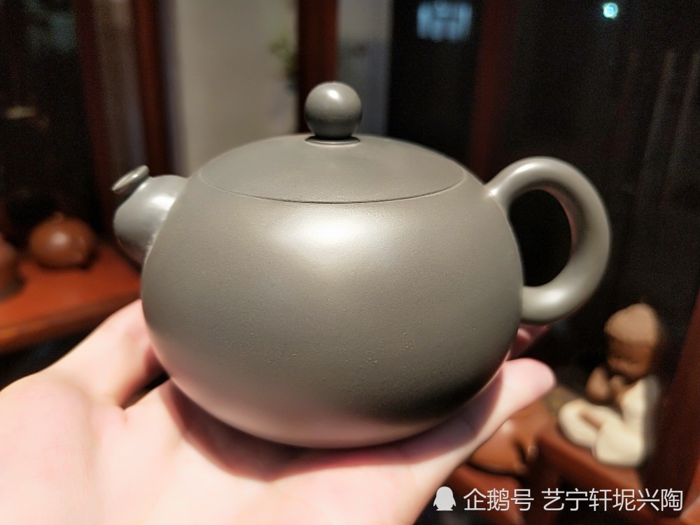 广西钦州坭兴陶,泥料细腻丰富,古色古香,您想不想拥有一款泡茶呢