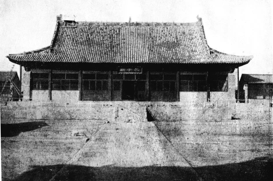 顺德府文庙建筑渊源太和十三年(489年,北魏孝文帝在洛阳建立孔庙,这