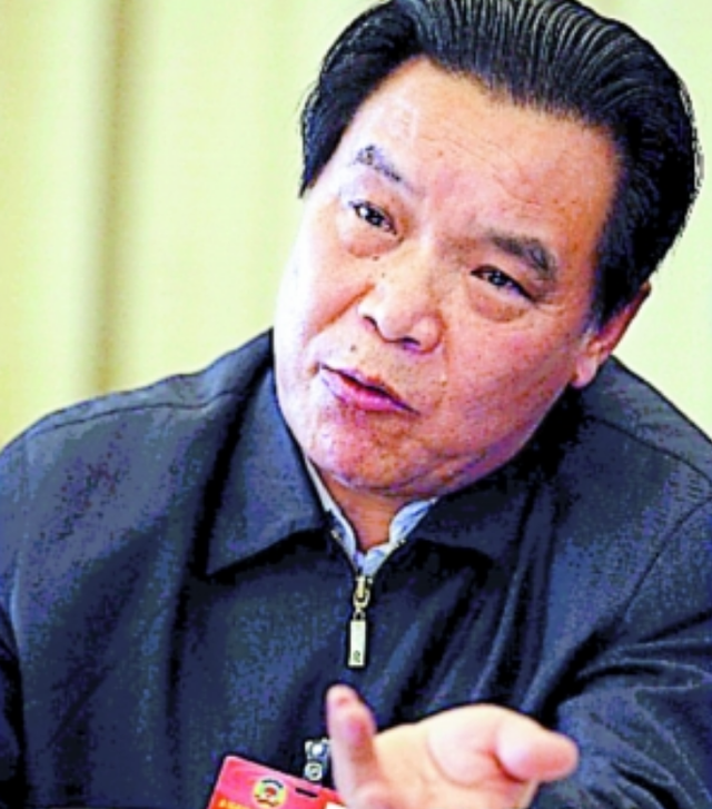 11年前贵州省落网的贪官曾贪污近千万一审被法院判处死刑