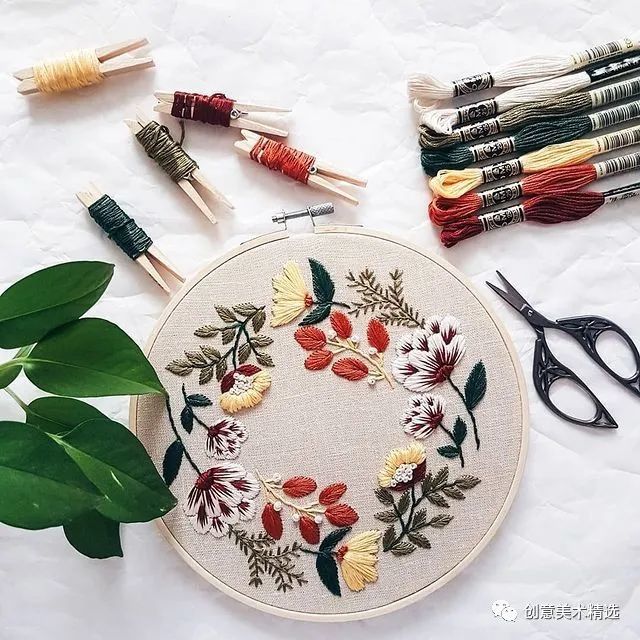 花團錦簇——18張漂亮的花卉主題刺繡作品