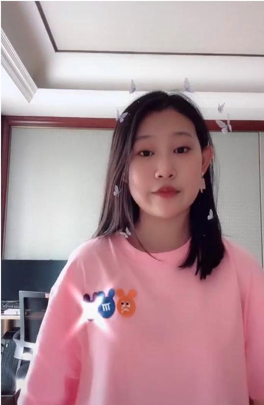 小沈阳女儿曾被嘲笑"丑",如今14岁完美逆袭,网友:女大十八变_腾讯新闻