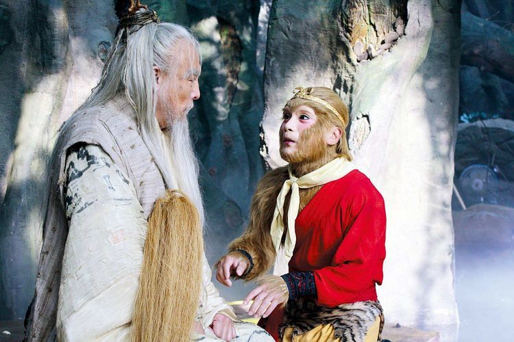 孙悟空偷吃蟠桃时,仅咬一口就迅速丢掉,他为何这么做?