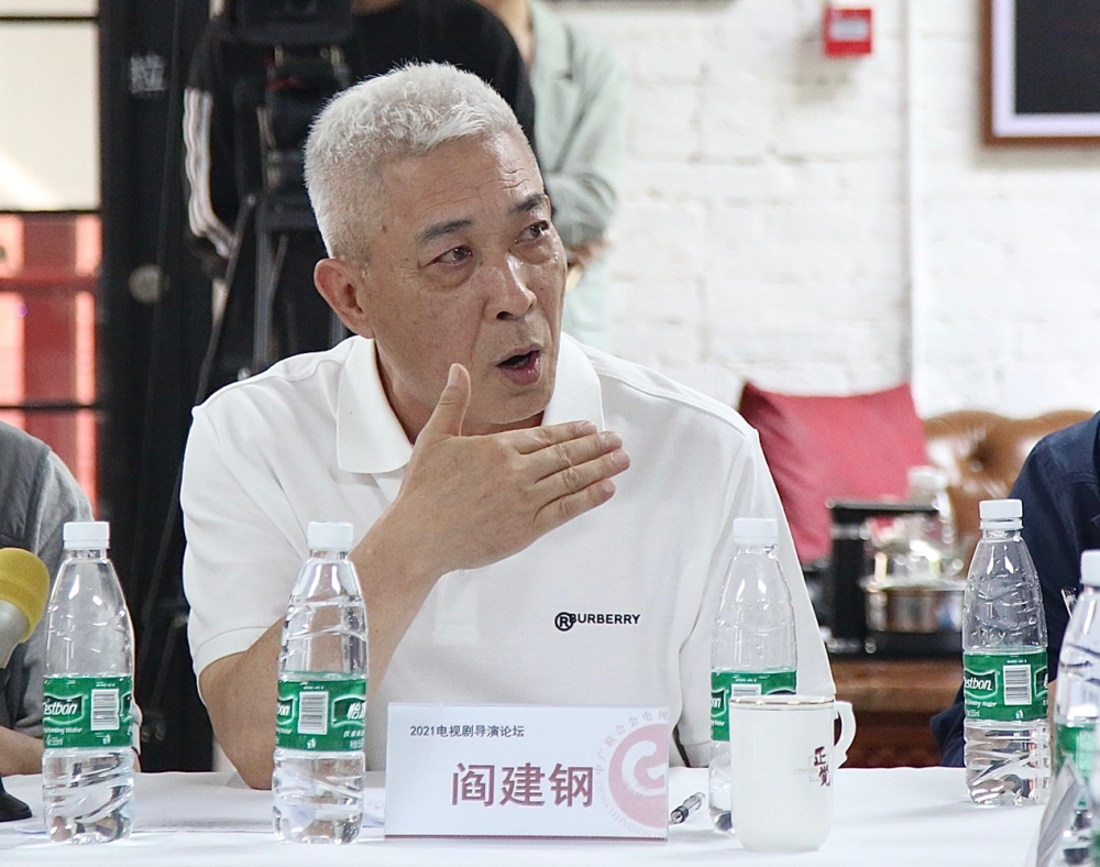 执导《功勋》中《申纪兰》单元的林楠,则是首次创作主旋律题材剧,也是