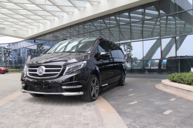 2021款奔驰v260新品上市全系空气悬架