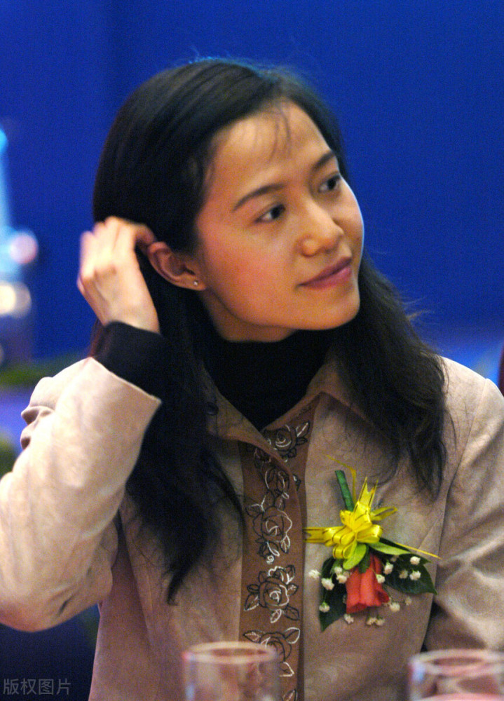 翁帆嫁给杨之前已结过婚!