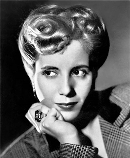 第一夫人艾薇塔处处为穷人着想为何死后被鞭尸遗骨被挖出丢弃