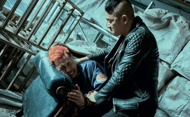 好家伙上线就扑街这部古惑仔电影踩中烂片雷区连陈小春也带不动