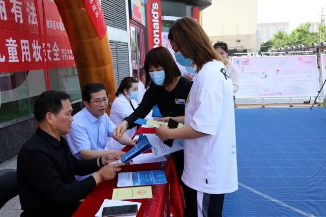 商丘市市场监督管理局开展化妆品安全科普宣传周系列活动