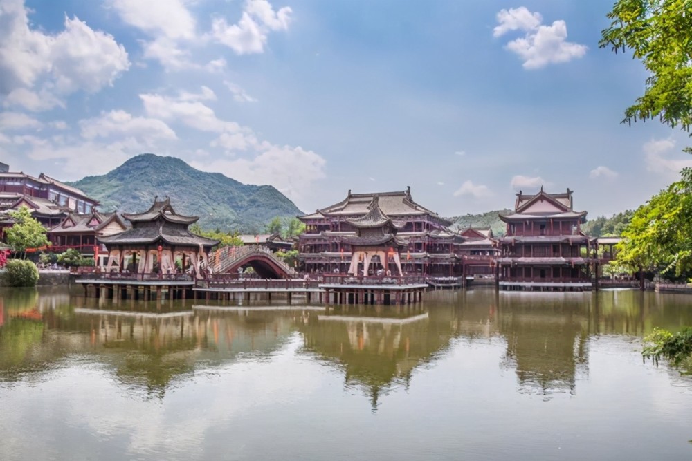 凡事,往前看,一切都会好起来的!