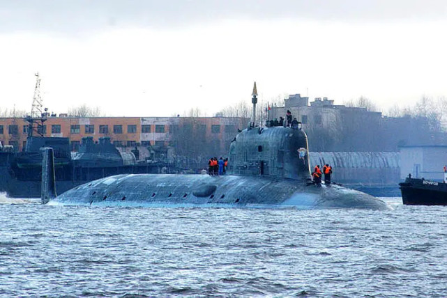 “喀山”号核潜艇图片