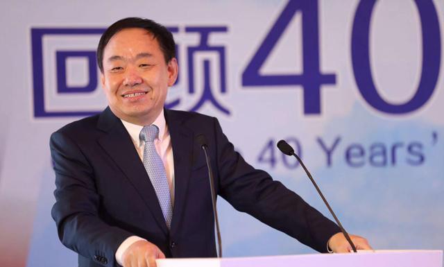 河北首富:从诸事不顺到好运连连,从扛煤气罐到燃气大王