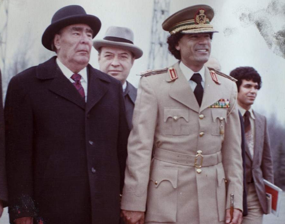 1982年卡扎菲访华提出要买核弹直接被拒只好无奈打道回府