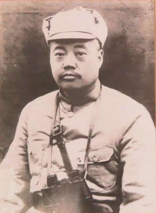 26日,香月清司向宋哲元发出最后通牒,要求29军7月27日中午以前撤出