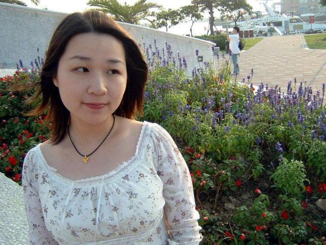 中年大龄剩女的悲哀婚恋观只要有人娶我就行房和车我都有了