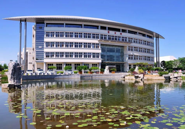 而且录取分数线也是相对亲民,这就是河北省的"防灾科技学