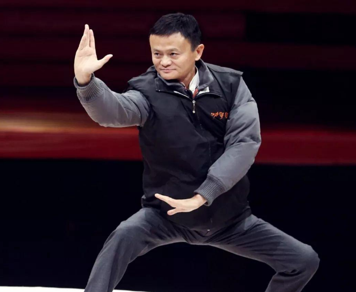 练30年太极马云究竟是何水平?李连杰一语道破实情,让人不敢信