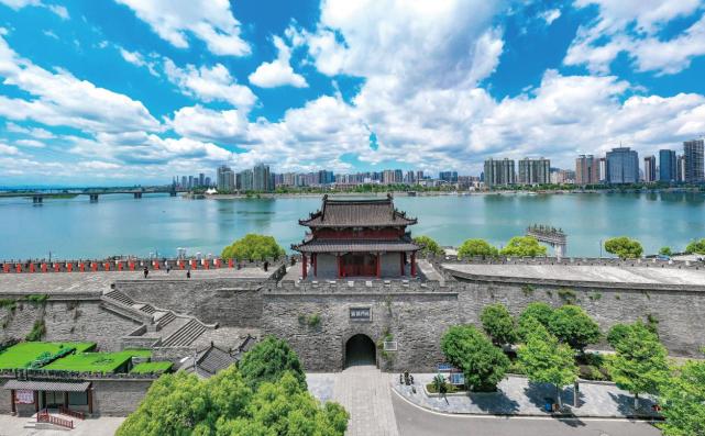 沪上好风日 荆楚盼君来