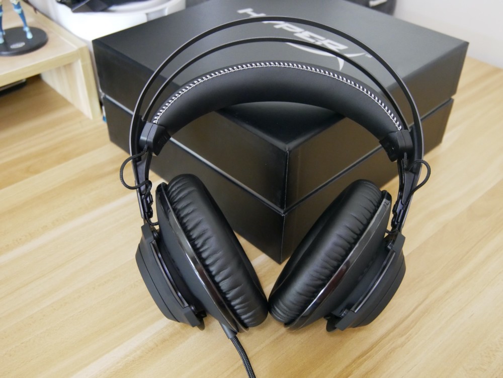 身临其境的声音体验hyperx黑鹰71进化版游戏耳机