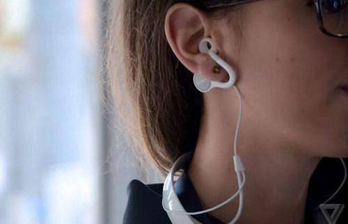 好奇怪为什么耳机戴久了耳朵里会油腻腻的