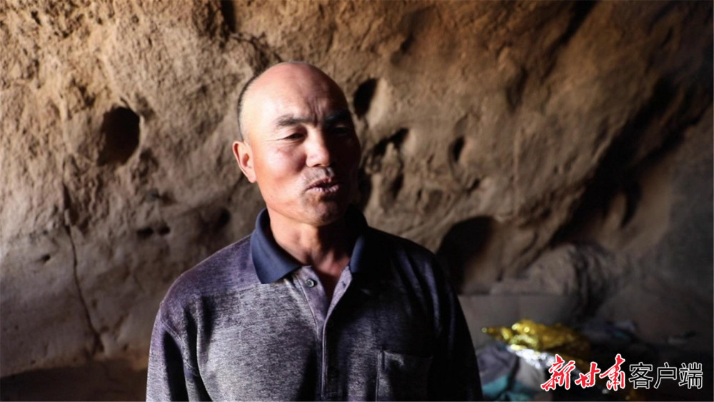 "放羊大叔"朱可铭:救助6名参赛队员