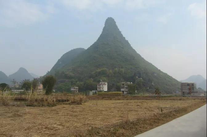 堪舆砂法讲解形峦中常见的几种砂形介绍天马库柜展诰等