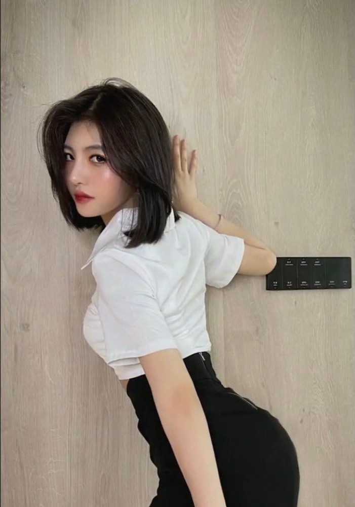西红柿ovo二代?万小七模仿画中人,p图过度成鞠婧祎!_腾讯新闻