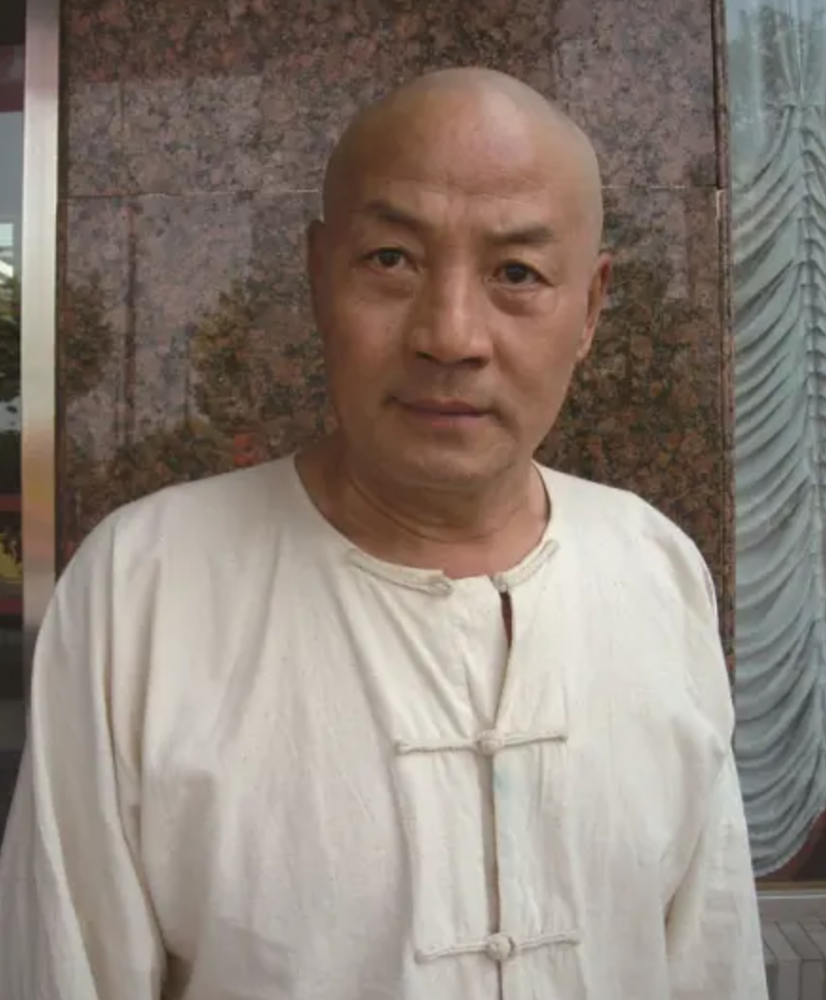 穆怀虎1950年生人,今年也超过70岁了,绝对的实力老戏骨