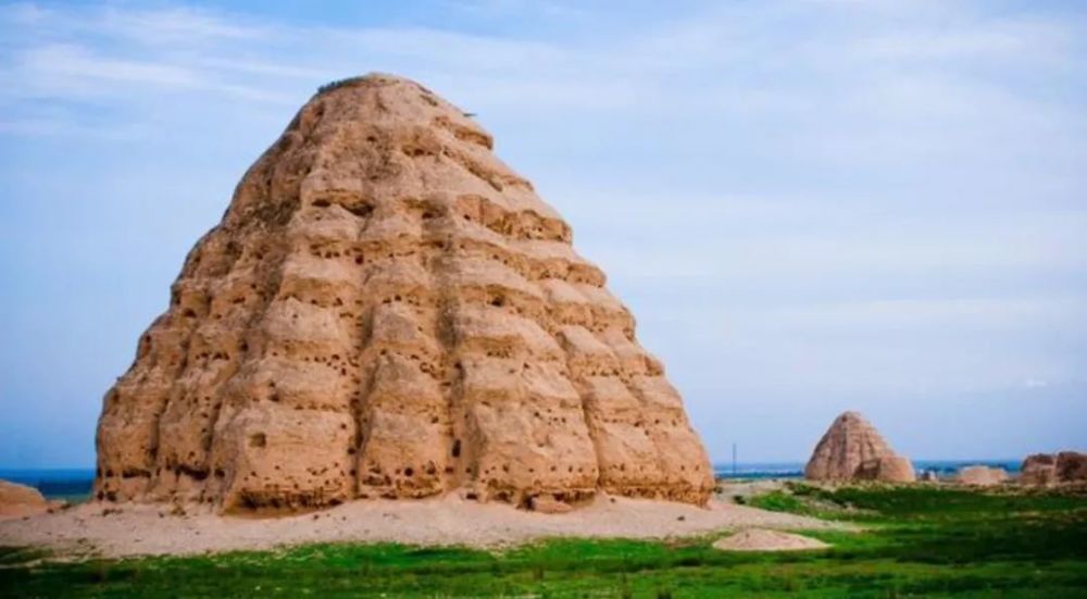 中国四座金字塔式古墓最神秘的一座被写进了盗墓小说