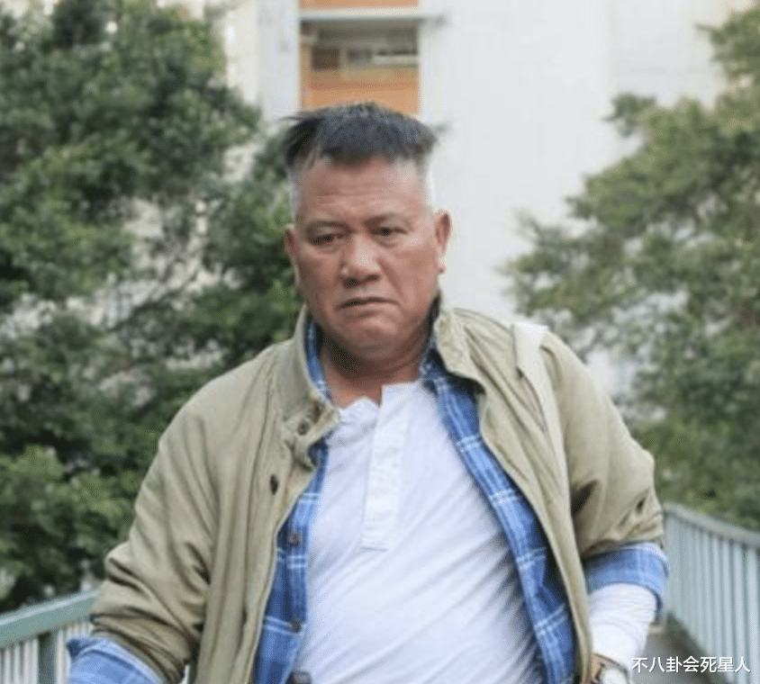 万梓良现身悼念袁隆平!