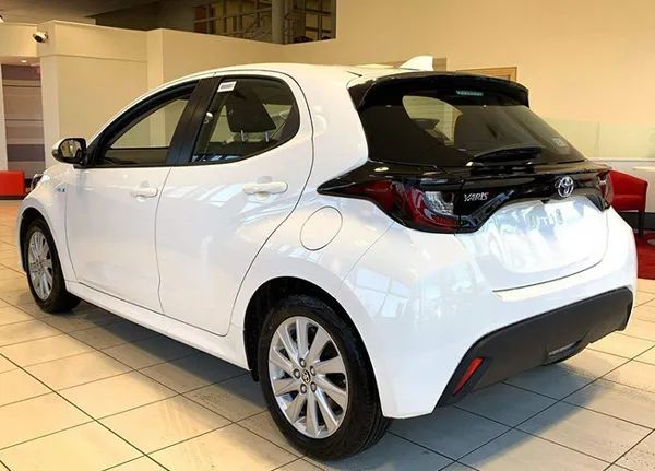 丰田小钢炮涅盘重生首搭15l混动配四驱大众polo真正对手