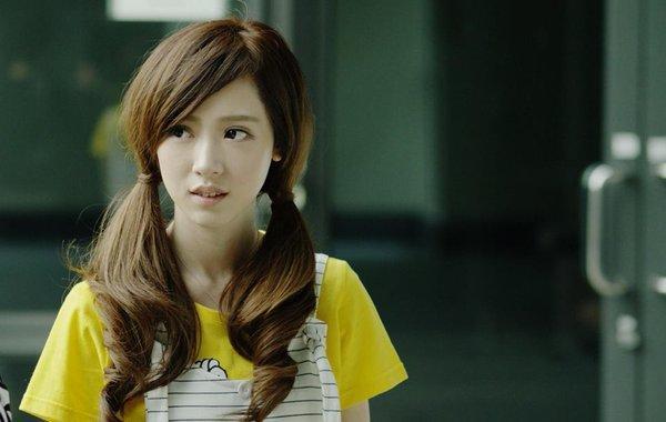 入戏太深的杨可涵,27岁抑郁自杀,去世不到半年男友