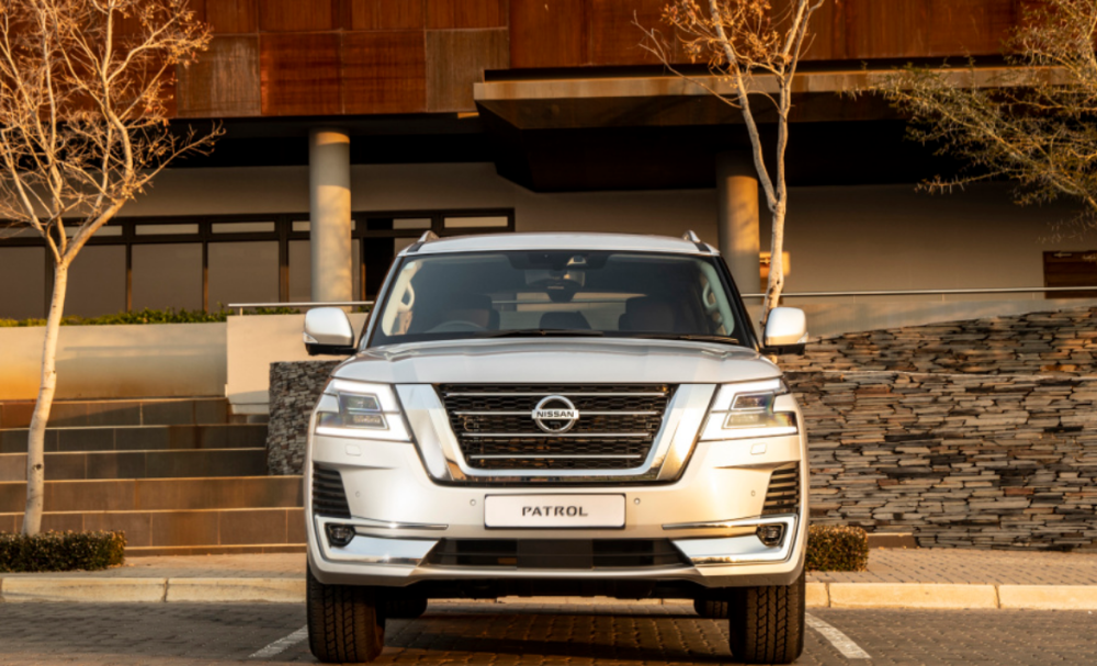 放大版"奇骏",车长超5米,配v6引擎,三把锁,号称"沙漠之王"