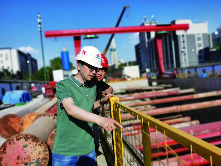 监理工程师:像"猎鹰"一样紧盯工程质量_腾讯新闻