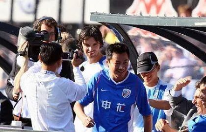 朱骏 “老板，中超玩儿吗？”