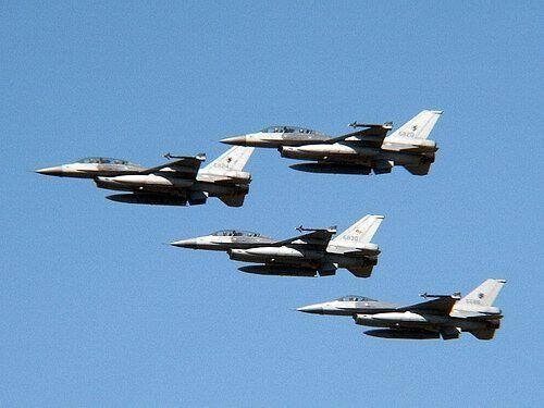 4架台军f16战机飞往美国执行训练任务国台办倚美谋独注定失败