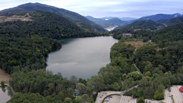 冕宁县彝海镇彝海村作为"彝海结盟"发生地,革命先辈在这里留下了许多