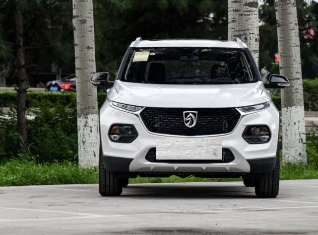 宝骏510优惠1.5万,自动挡裸车价4.8万,皮实耐造,关键不容易生锈