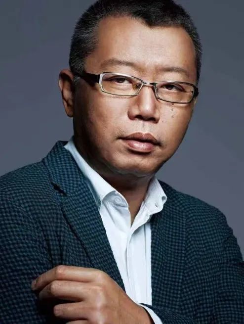 宋柯:"花海美妆"嘉年华是对融合体验的一次探索_腾讯新闻