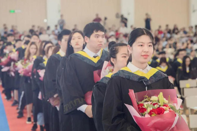 全国技校排行_全国TOP10!梅尔顿学校荣获中国特色国际学校排行榜双料奖项!