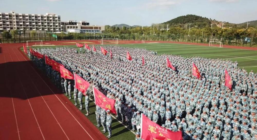 退役不褪色 校园争尖兵——马鞍山学院百名军营学子返校再深造