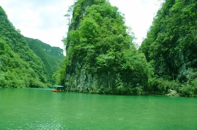 山似张家界水比九寨沟的蛤蚌河满足你对漂流所有幻想