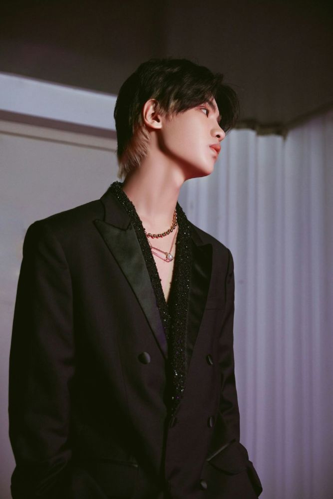 壁纸黄明昊奶拽奶拽的justin小贾太爱了吧