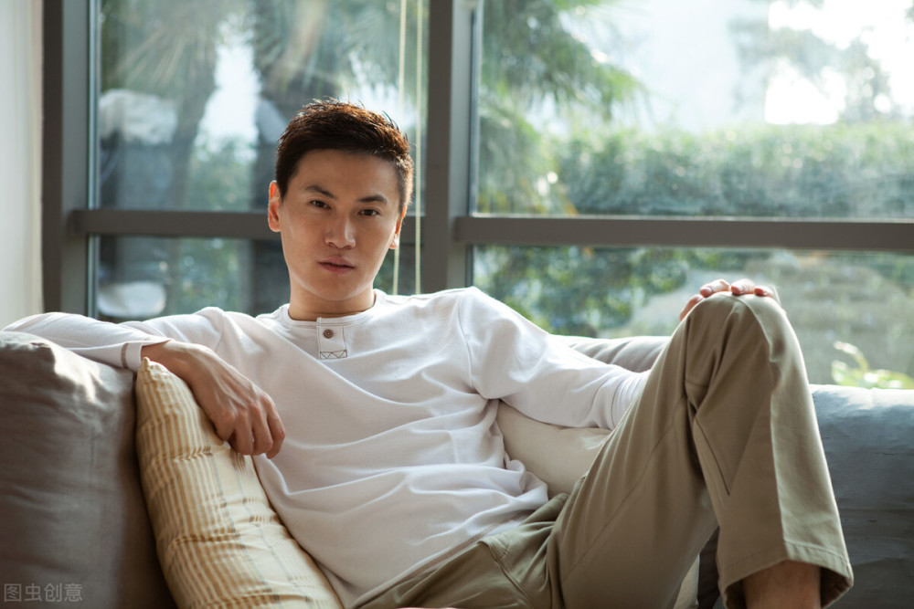 想要彻底征服男人让他离不开自己就要在这三方面多花心思