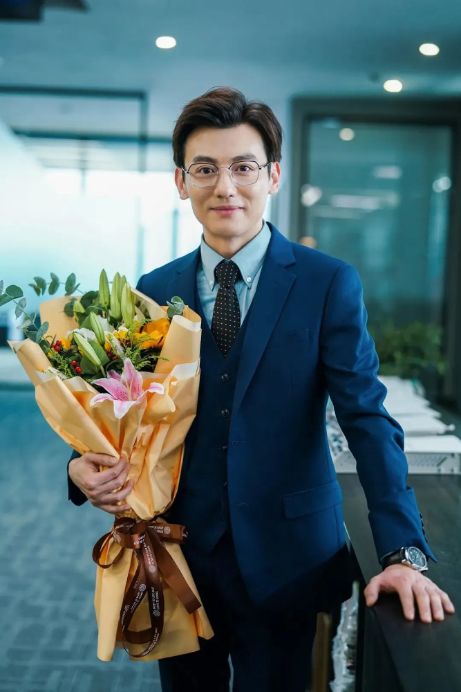 《生活家》尹平川工具人属性实锤,他的作用有三处