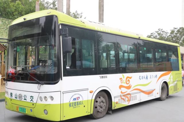 华阳路等主干道,打造贯穿华阳路-港口路的纵向公交线路,连接杏坛,勒流